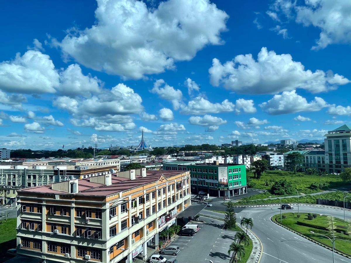 Kuching City Centre Smart Home Luxury Resort Condo Bagian luar foto