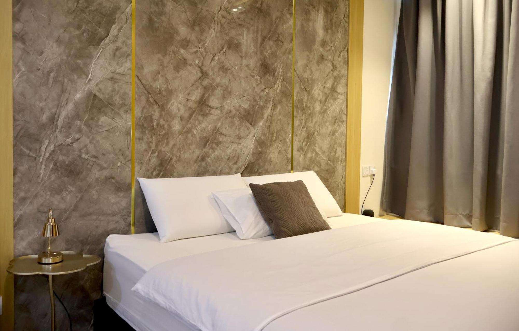 Kuching City Centre Smart Home Luxury Resort Condo Bagian luar foto
