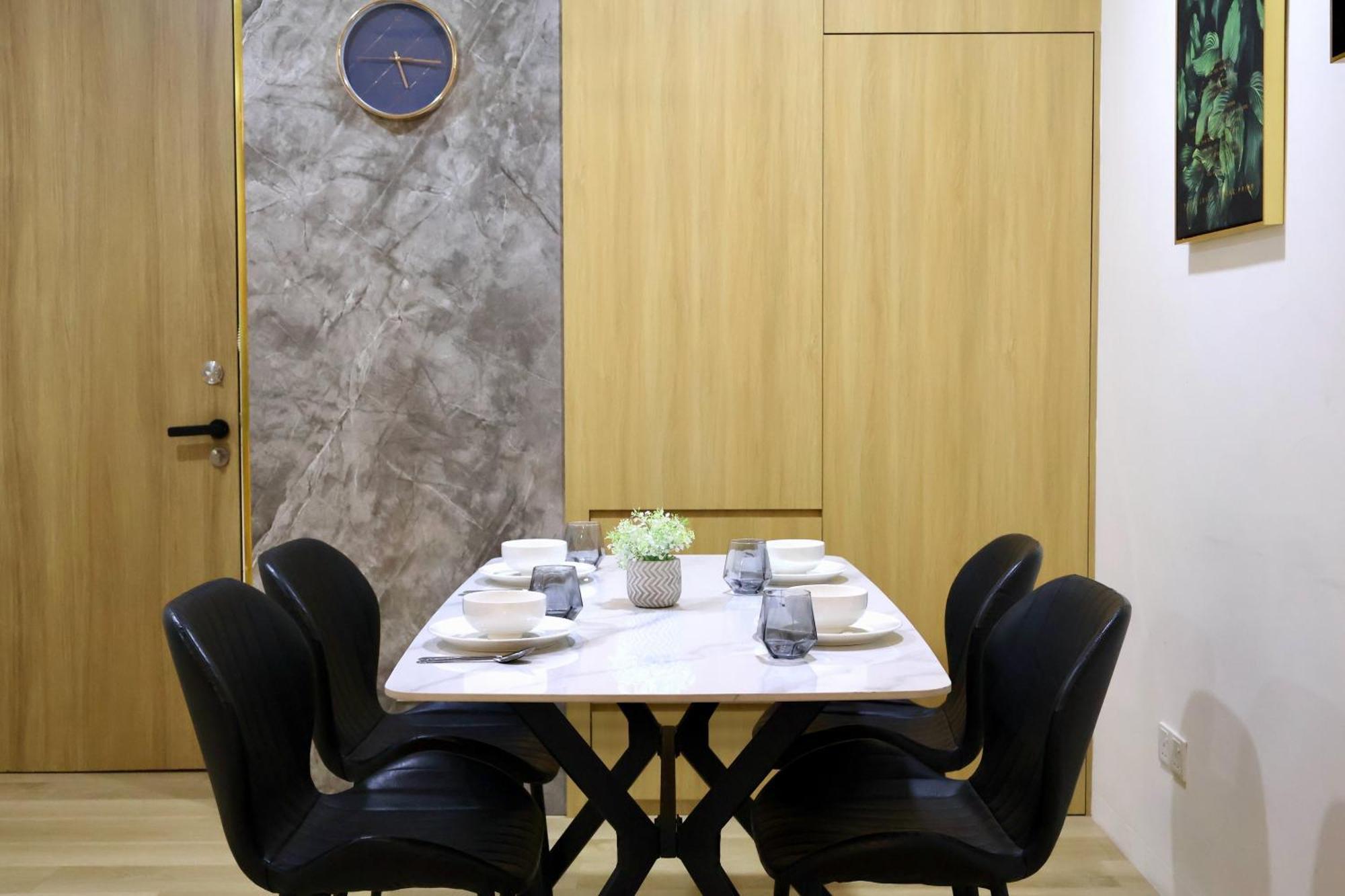 Kuching City Centre Smart Home Luxury Resort Condo Bagian luar foto