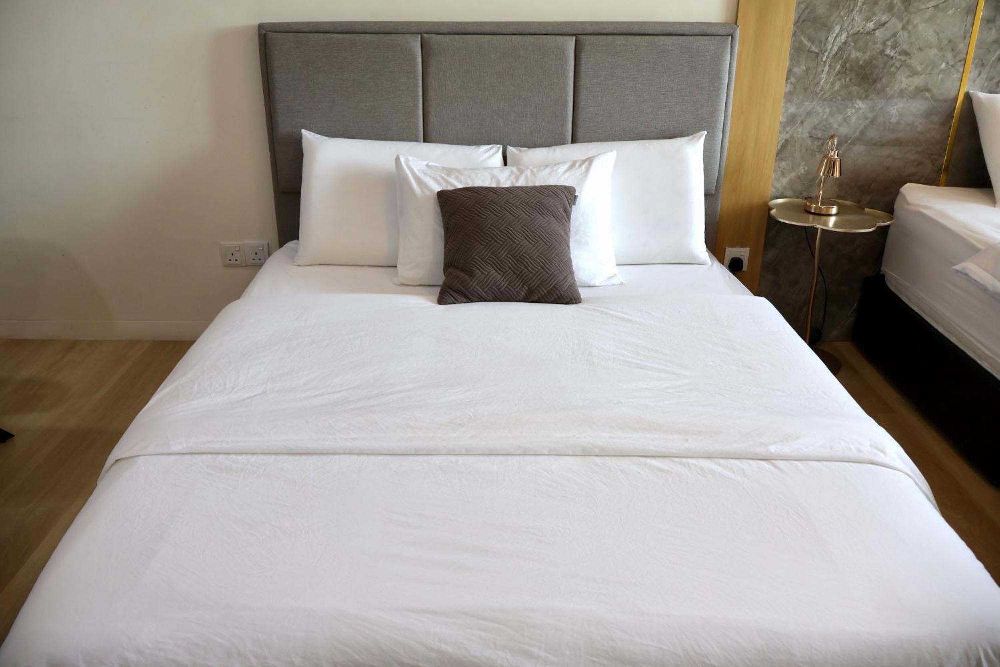 Kuching City Centre Smart Home Luxury Resort Condo Bagian luar foto